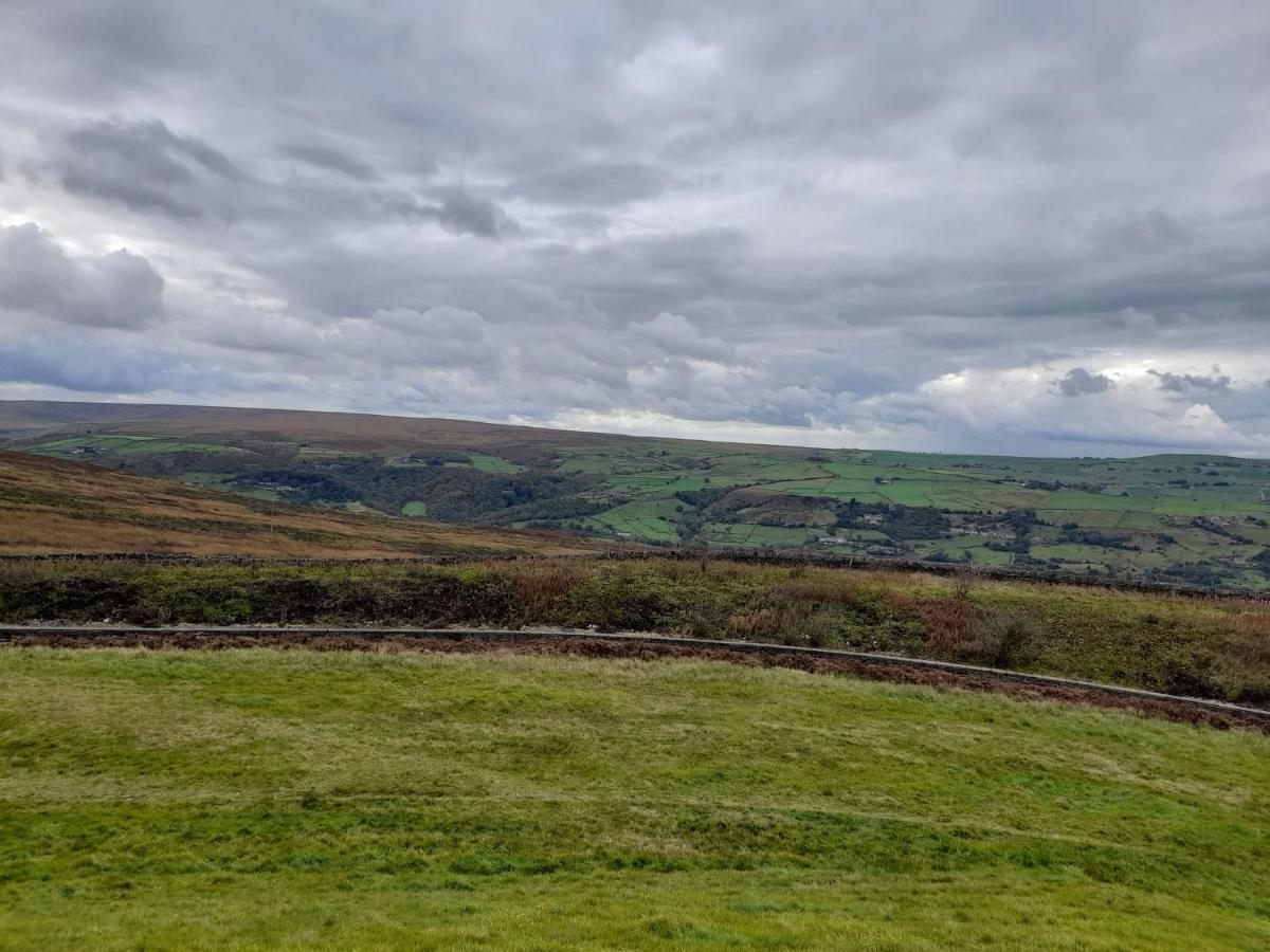Tyas Cottage Slaithwaite Bagian luar foto